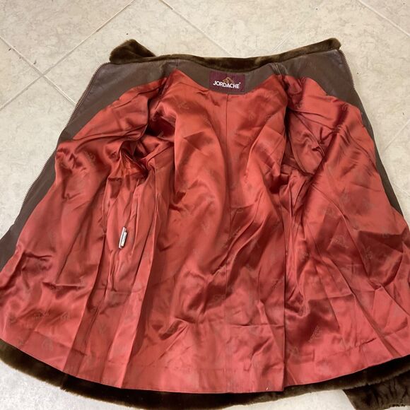 Vintage JORDACHE FAUX FUR Coat WOMEN’S SIZE L LOGO Lined Pockets USA - Picture 5 of 14